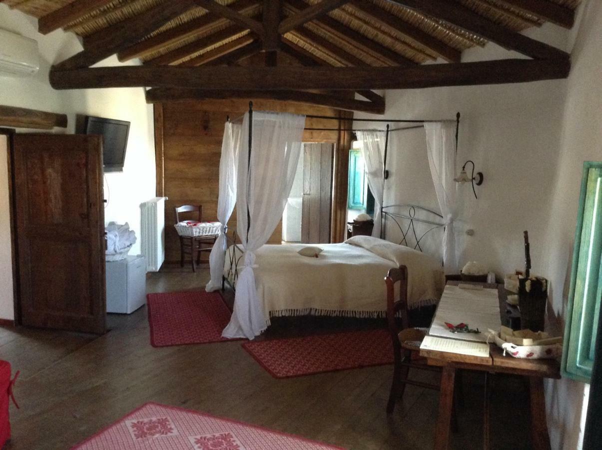 B&B Charme Sa Pardina Orroli Екстериор снимка