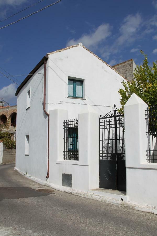 B&B Charme Sa Pardina Orroli Екстериор снимка